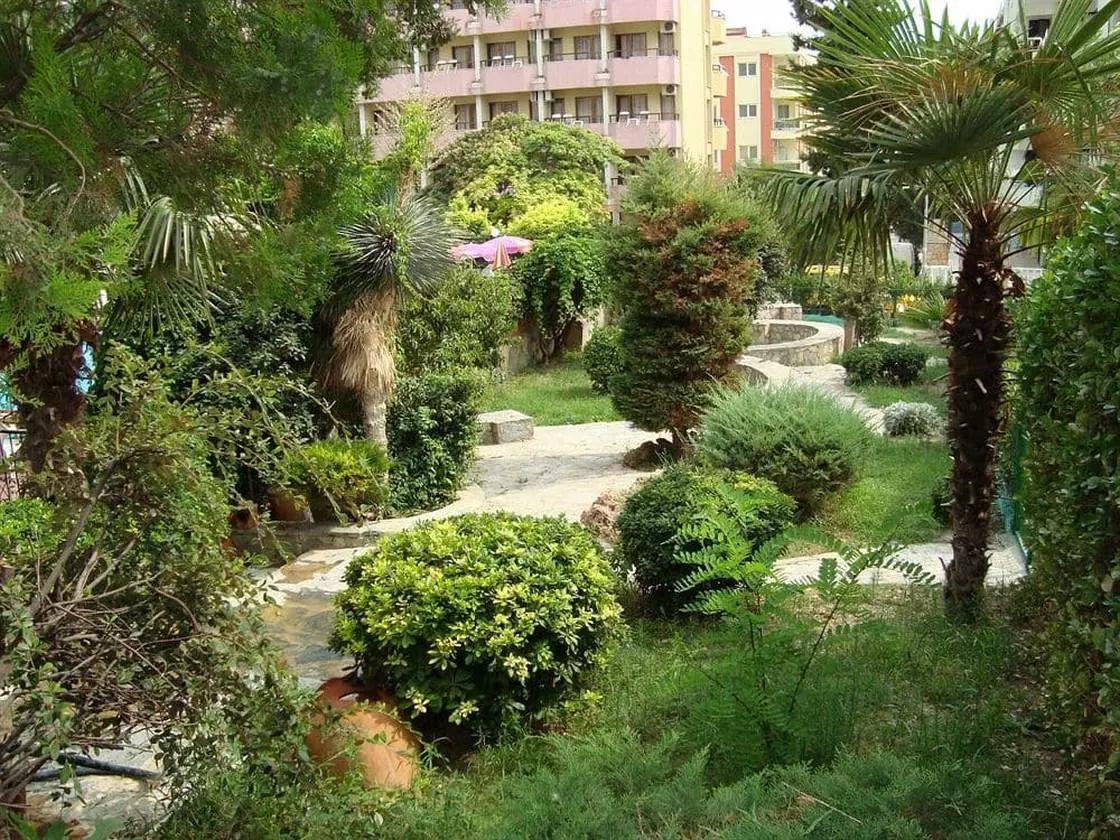 740853USLAN_SHABAVIZ (10).jpg